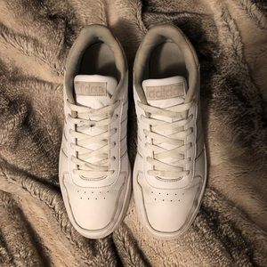 Adidas Mens tennis shoes/sneakers